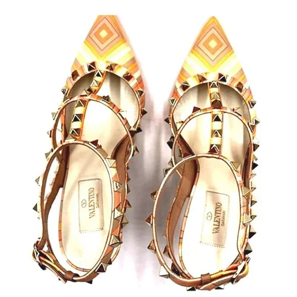 RARE Valentino Rockstud 1975 Pump, size 38.5, US 7, Matching Box NWT, MSRP $1195 - Picture 8 of 16